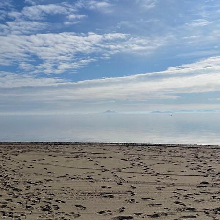 Charming Beachfront Apartment Murcia Esterno foto